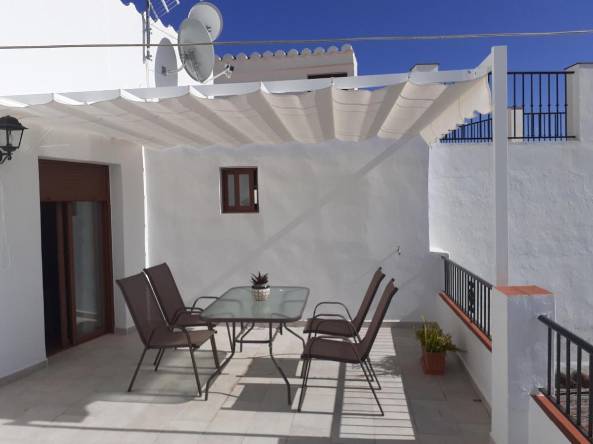 Casa Con Vistas 2 Apartment Frigiliana Luaran gambar